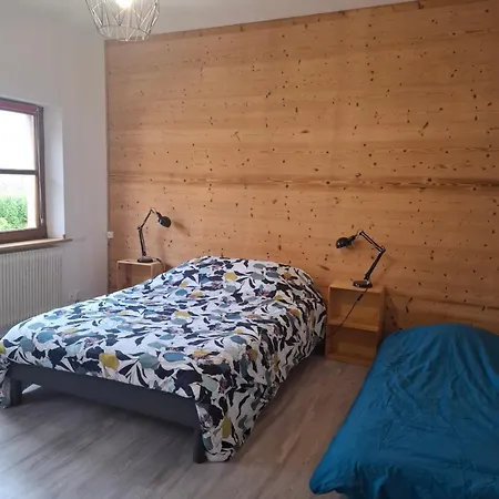 L'oeuf Ou La Poule, Parking Prive, Sur Domaine Viticole ريبوفيل